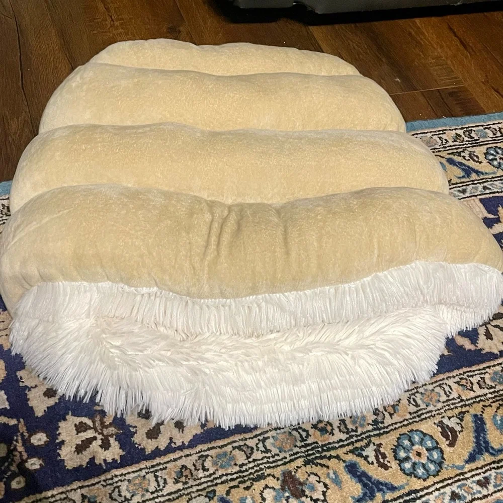NWT Cat Bed
